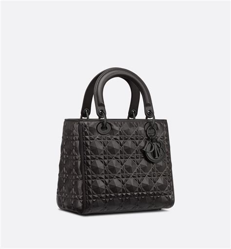 lady dior medium diamond|Lady Dior medium size.